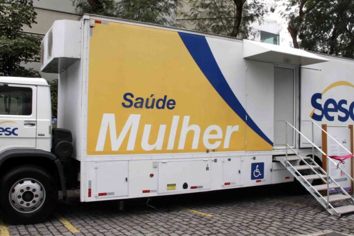 SESC leva rede móvel de mamografias a mulheres de todo o país