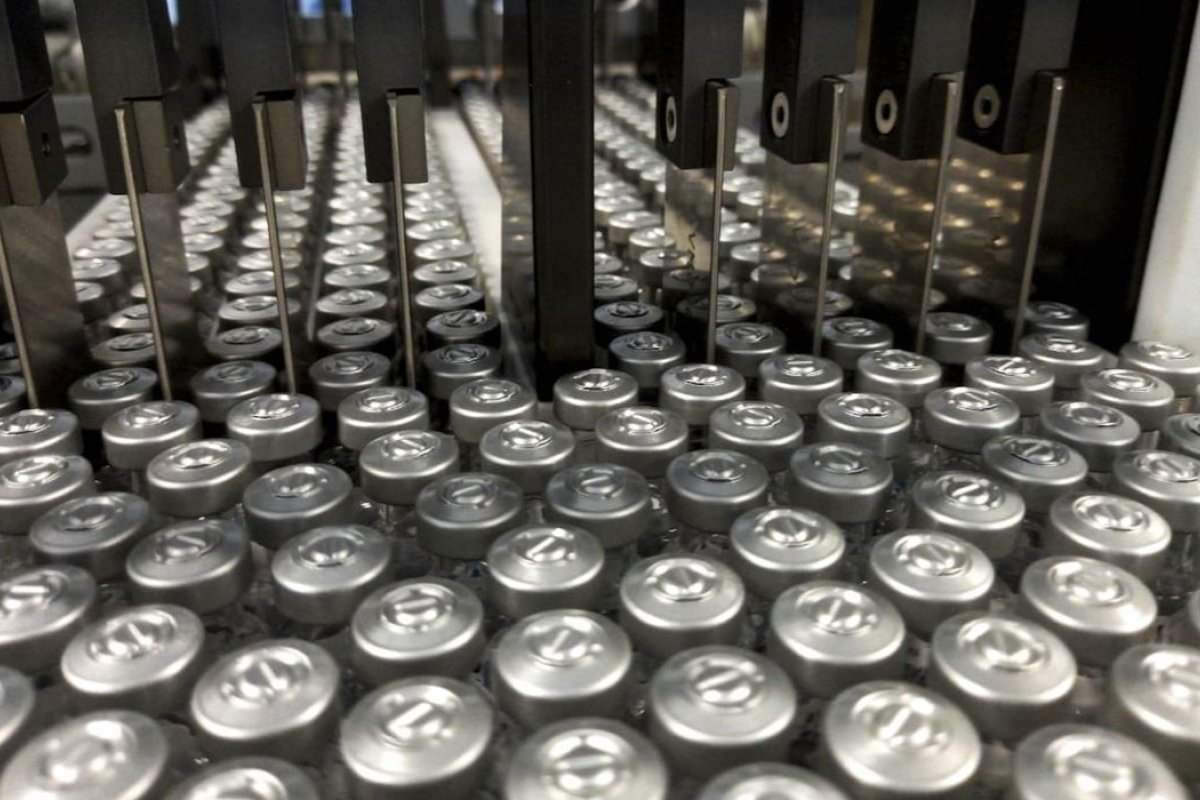 OMS afirma que proteção de vacinas contra Covid-19 é de seis meses