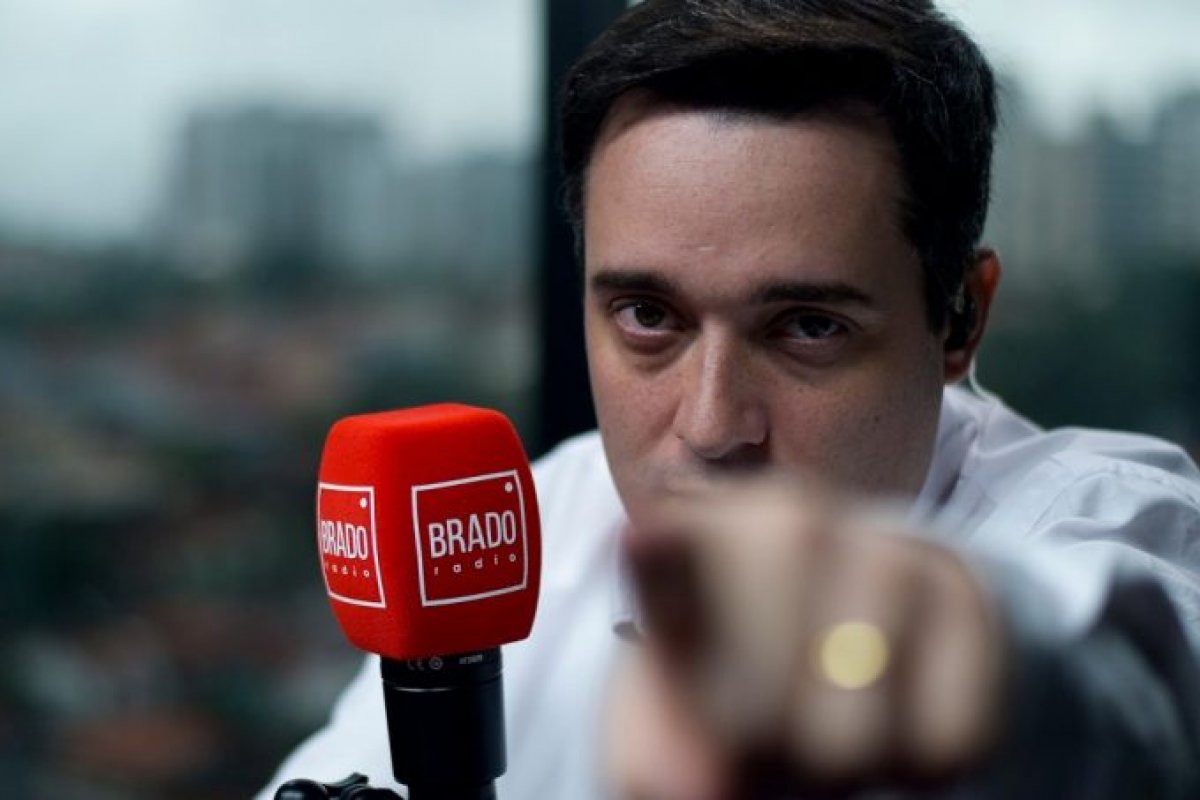 Brado Rádio completa um ano no ar