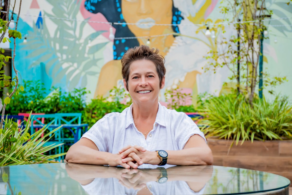 Em festa! Chef Ana Zambelli vence Prêmio VIHP do Hotelier News