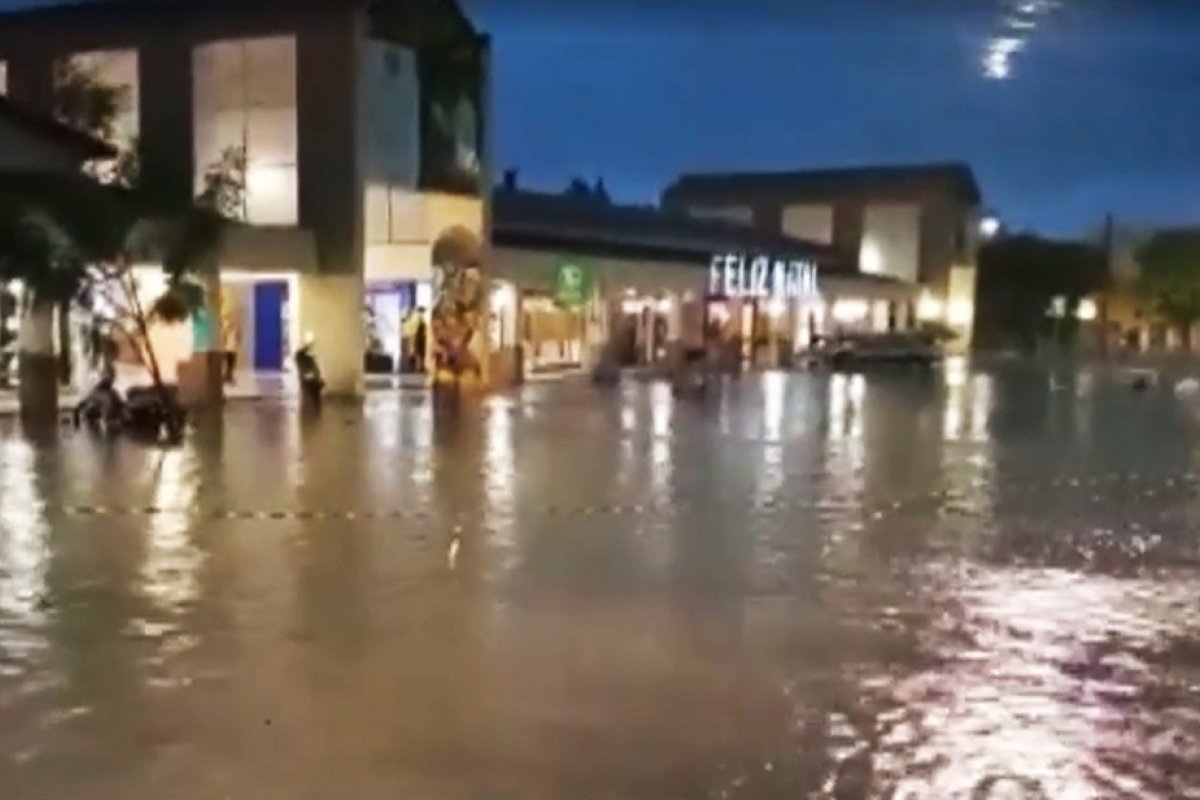 Chuva deixa mais de 500 famílias desabrigadas em Jucuruçu, na Bahia