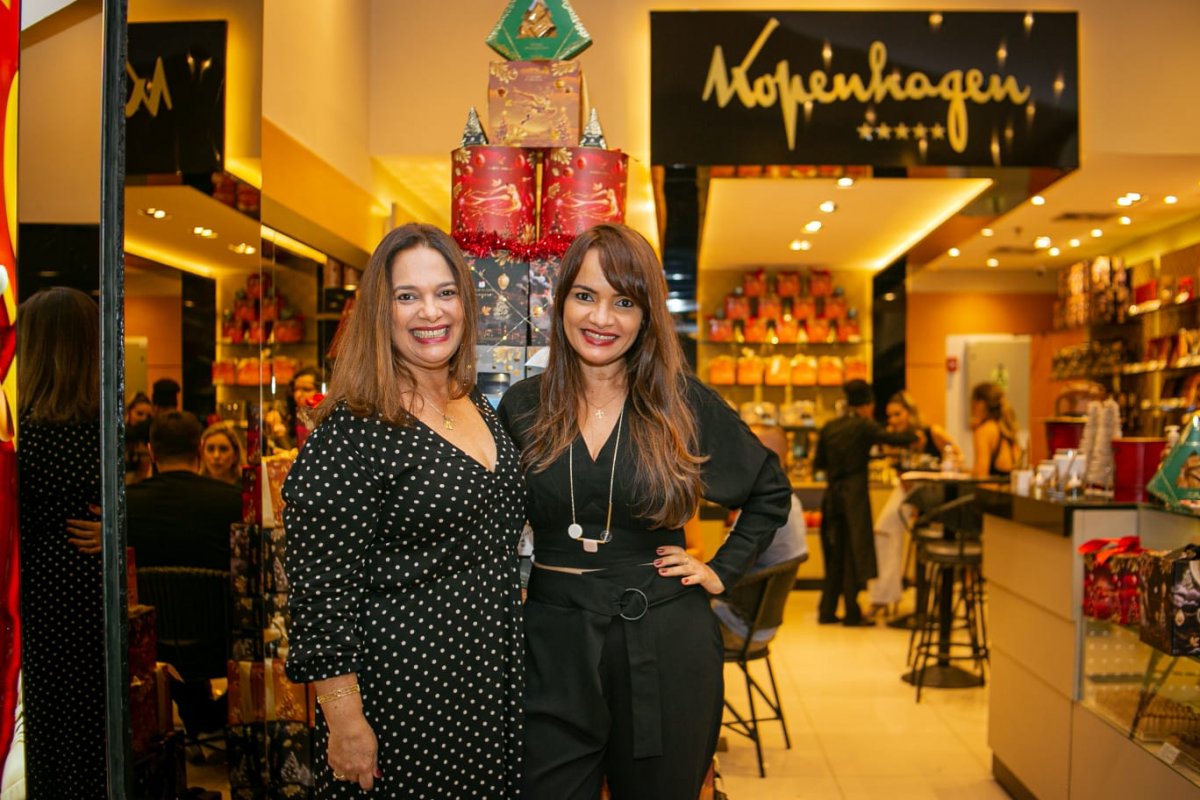 Joana Arcoverde e Letícia Galvão recebem influencers e jornalistas para degustação de panettones Kopenhagen