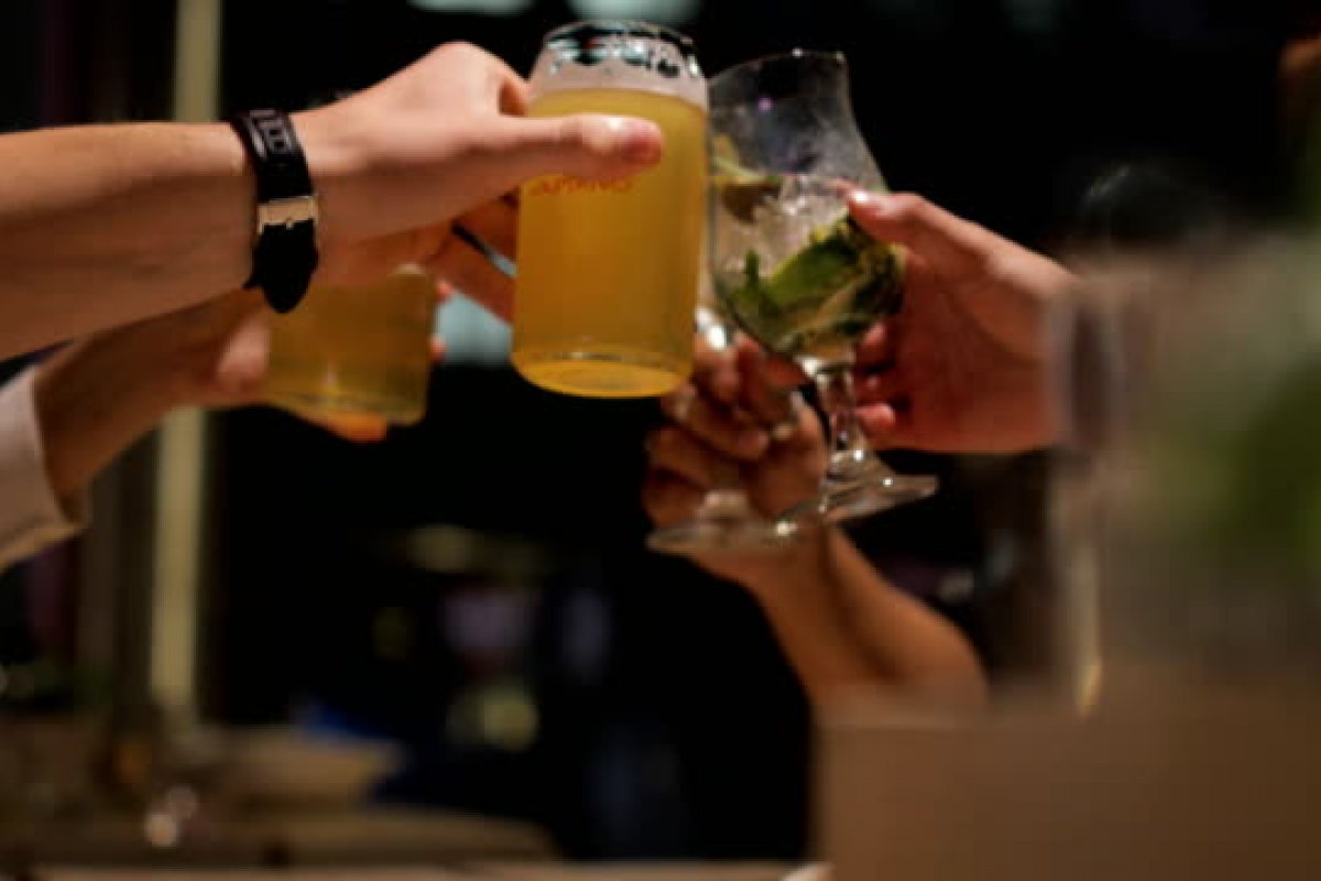 A cada 4 brasileiros, 3 já voltaram à vida pré-pandemia, diz pesquisa