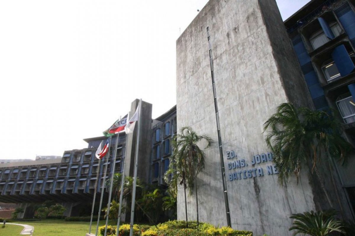 TCM autoriza início de sessões híbridas para próxima terça-feira (14)