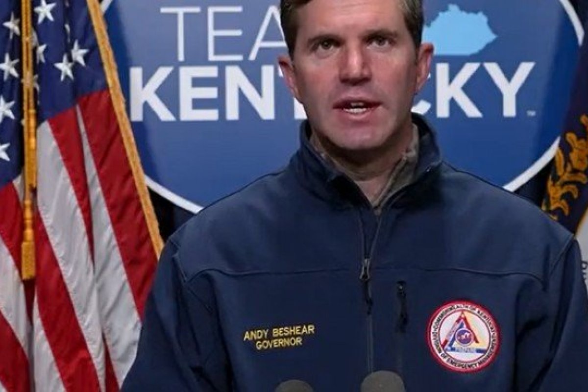 Tornado atinge estado e deixa ao menos 50 mortos, nos Estados Unidos 