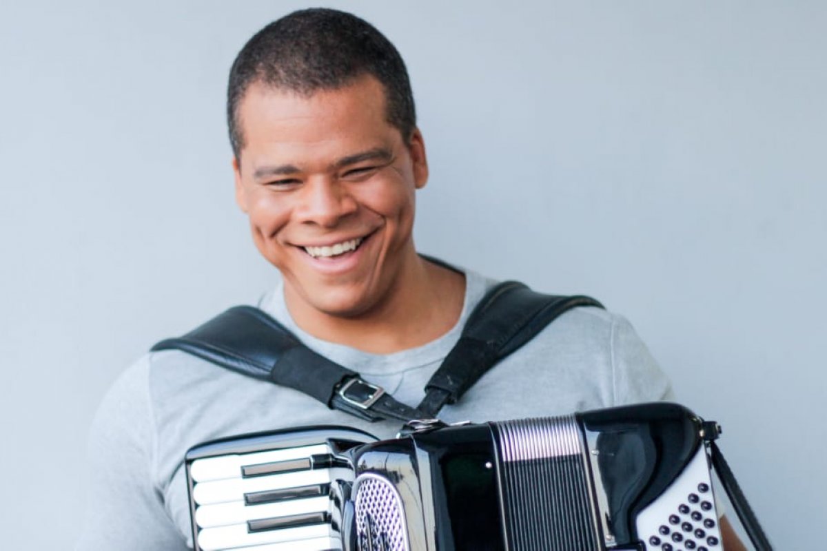 Sarau do Badá celebra o forró e homenageia Gonzagão