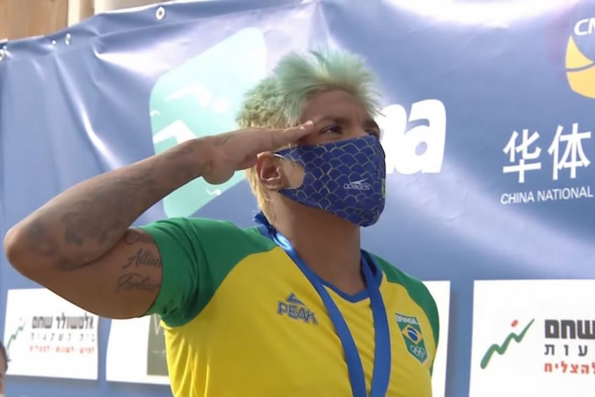 Baiana Ana Marcela Cunha vence etapa do Circuito Mundial de Maratona Aquática