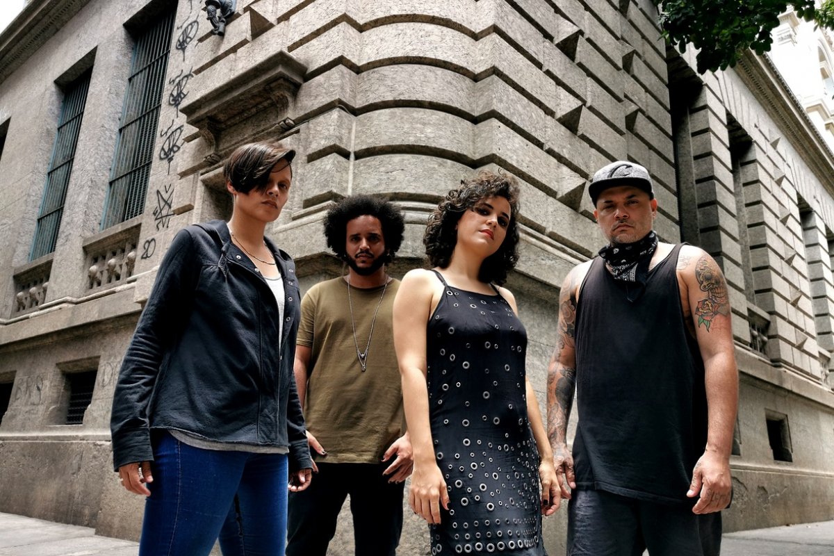 Canto Cego lança single 'Fábula de uma granada'