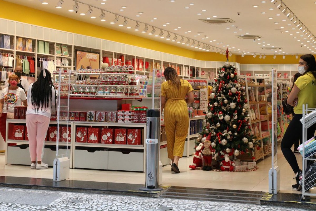 CNC: Varejo no Natal deve alcançar R$ 57,48 bilhões
