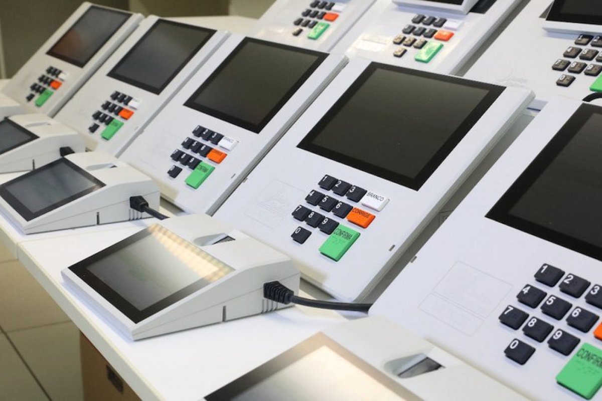 Mudanças mas urnas eletrônicas - na teoria