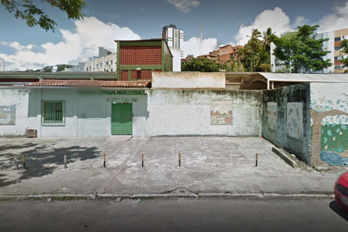 Alunos brigam dentro de escola no bairro da Federação em Salvador