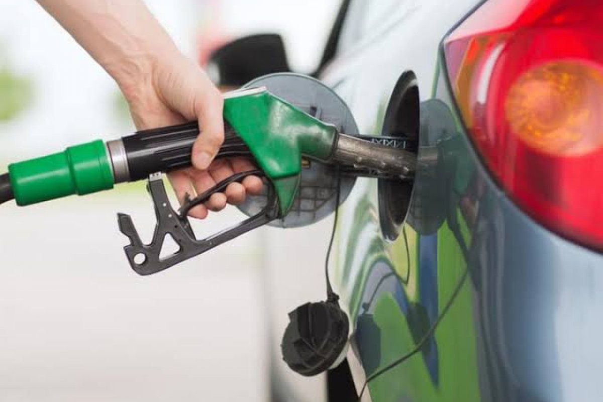 Petrobras reduz preço de gasolina para distribuidoras