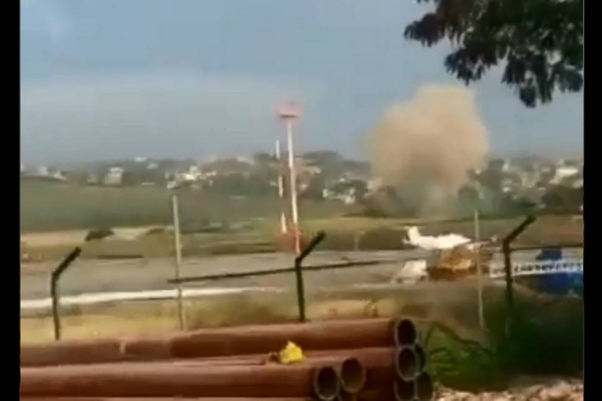 Três pessoas morrem após explosões de bombas no aeroporto da Colômbia