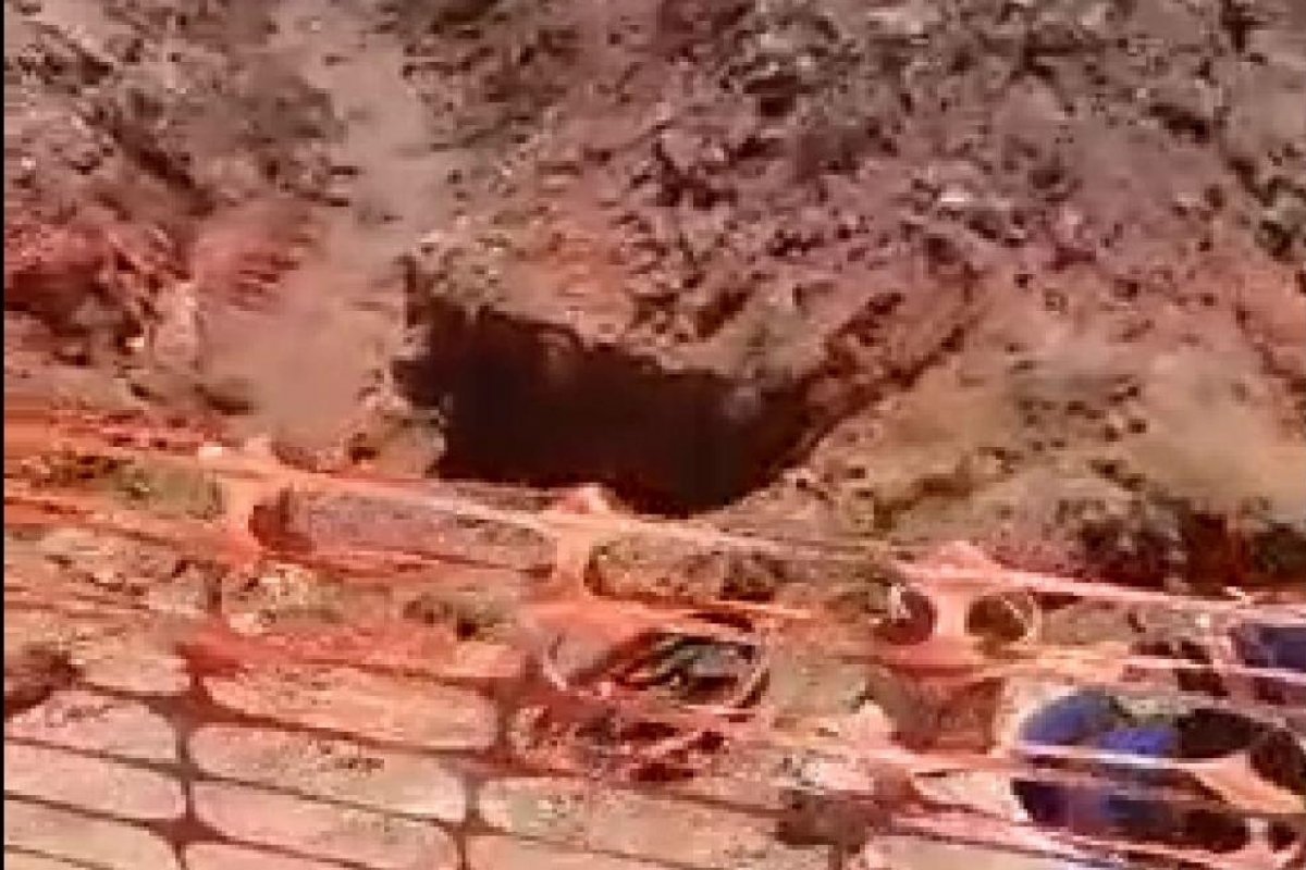 Vídeo: moradora de Lauro de Freitas denuncia obra da Embasa e contesta danos ao meio ambiente