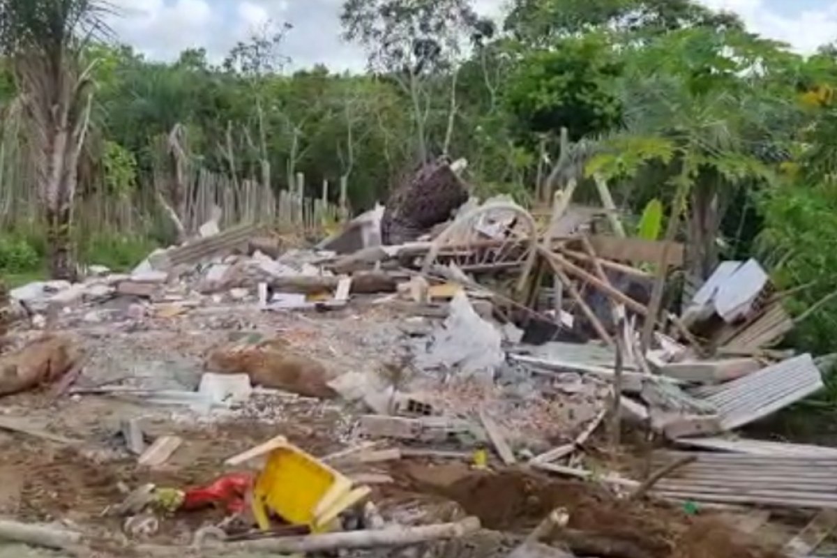MP-BA denuncia cinco policiais investigados por invasão e ataque a assentamento em Camaçari