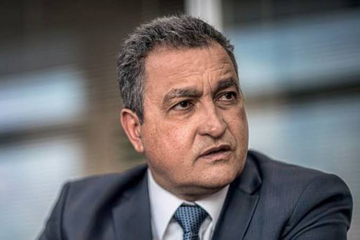 Após exigência do passaporte sanitário, Rui diz que “o STF virou o ministro da Saúde”