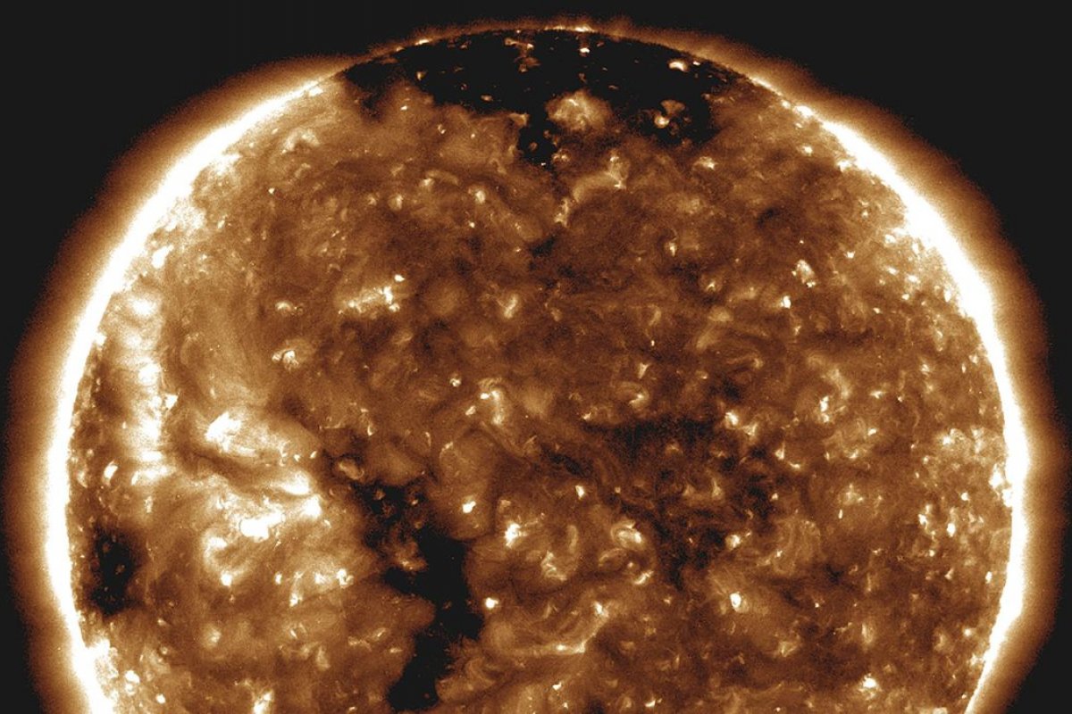 Nasa entra na atmosfera solar pela primeira vez 