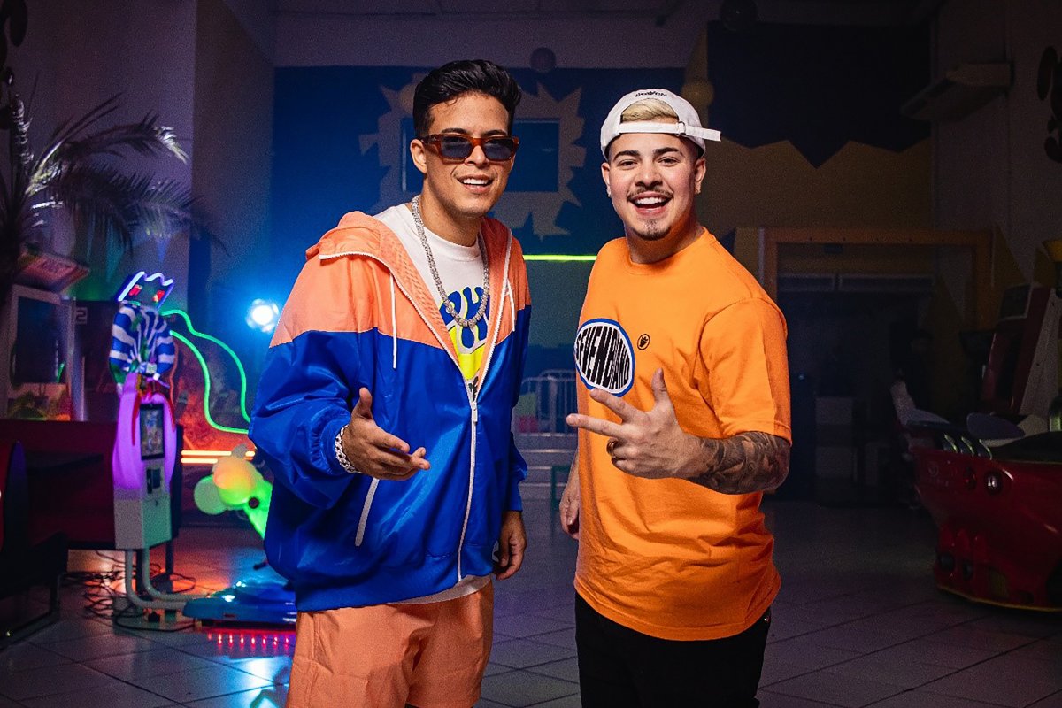 Felipe Amorim e Jottapê lançam "Carinha de Baby"