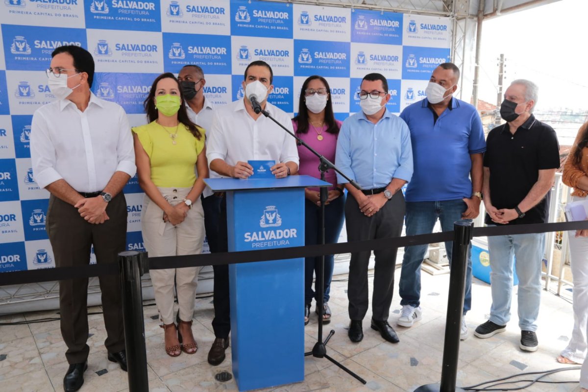 Quatro secretários municipais são afastados com sintomas de gripe