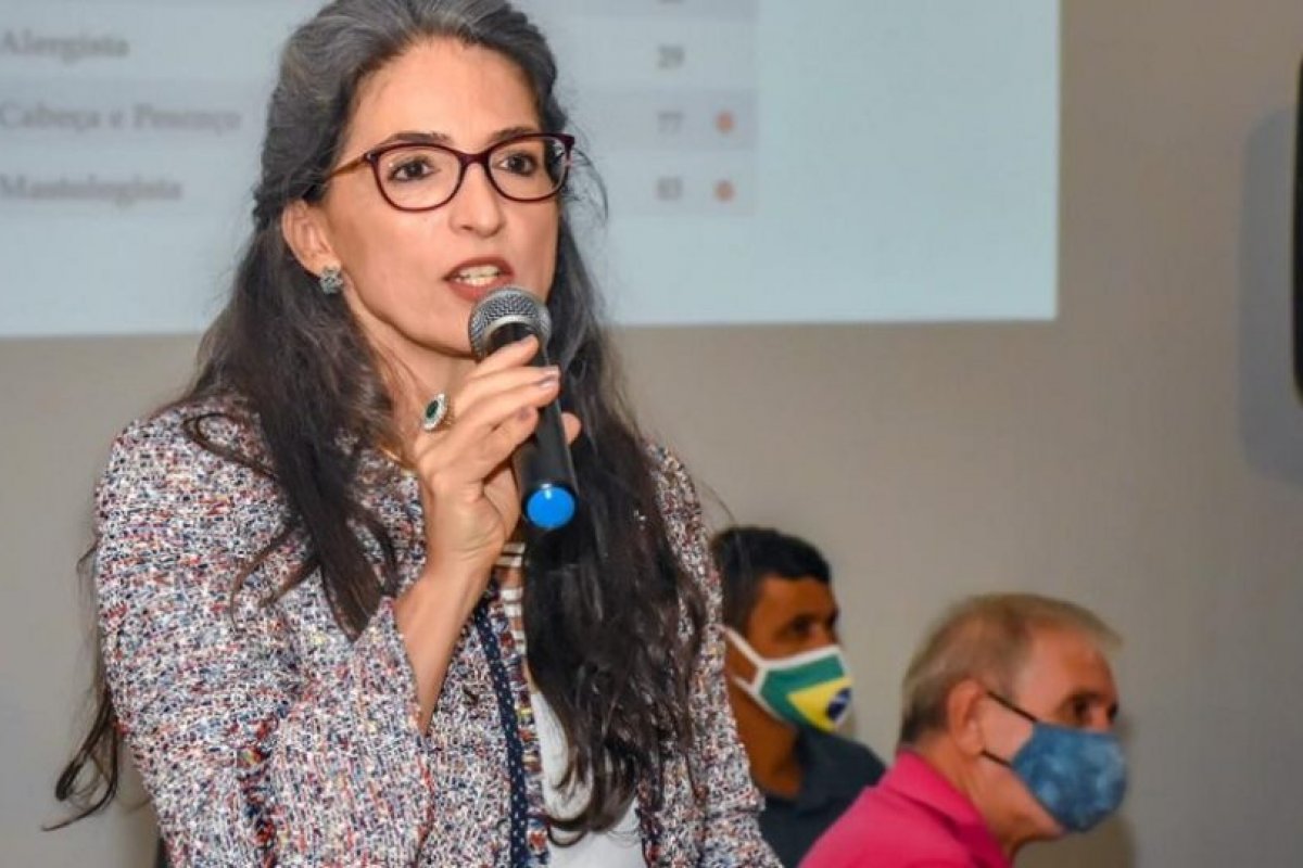 'Parece que a especialidade é desqualificar as mulheres', diz Raissa Soares sobre Vilas-Boas