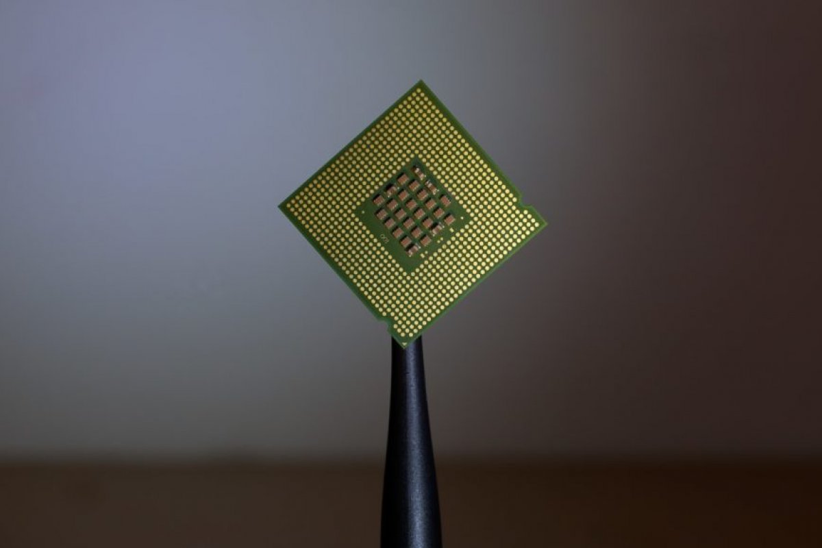 Senado aprova prorrogação de incentivos à produção de chips epainéis solares