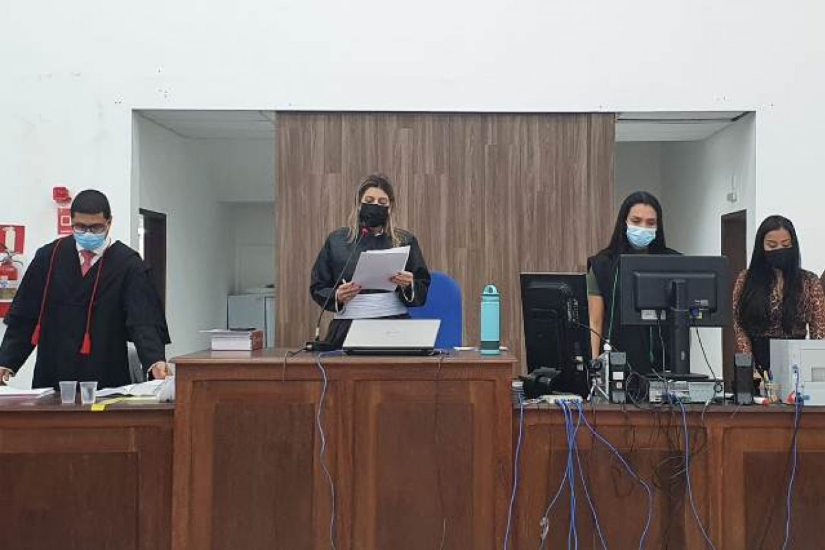 Acusados de triplo homicídio são condenados a 110 anos de prisão em Feira de Santana