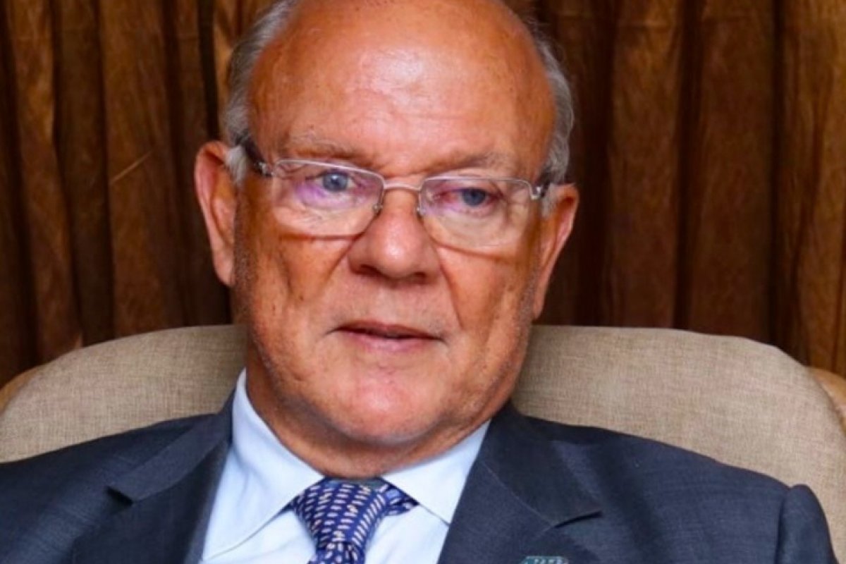 Por unanimidade, Roberto Oliva é eleito o novo presidente do Conselho Gestor do IBL