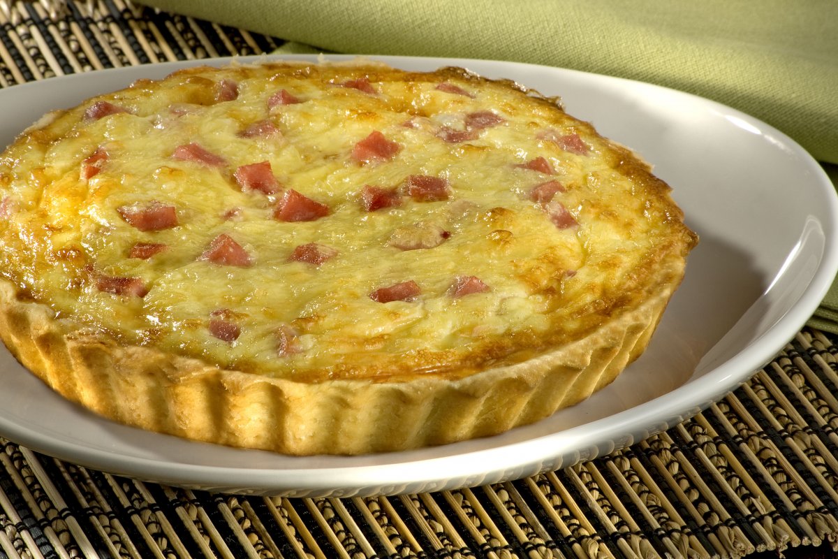 Aprenda a fazer um delicioso Quiche de Presunto com Queijo
