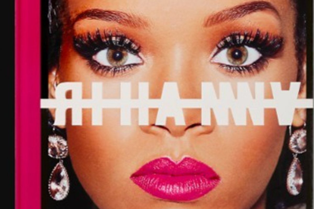 Rihanna anuncia livro com mais de mil fotografias