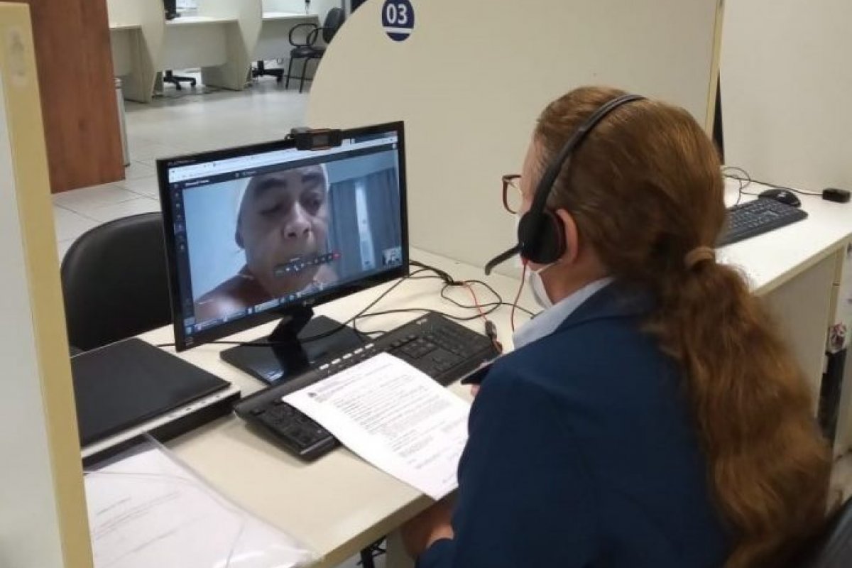 Aposentados e pensionistas da Bahia vão realizar prova de vida por vídeochamada