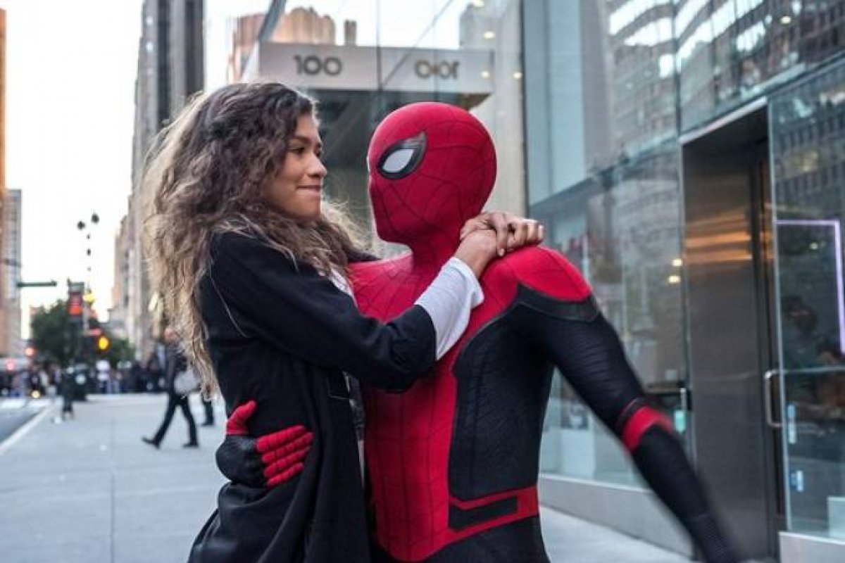 ‘Homem-Aranha’ bate recorde de bilheteria nos cinemas brasileiros