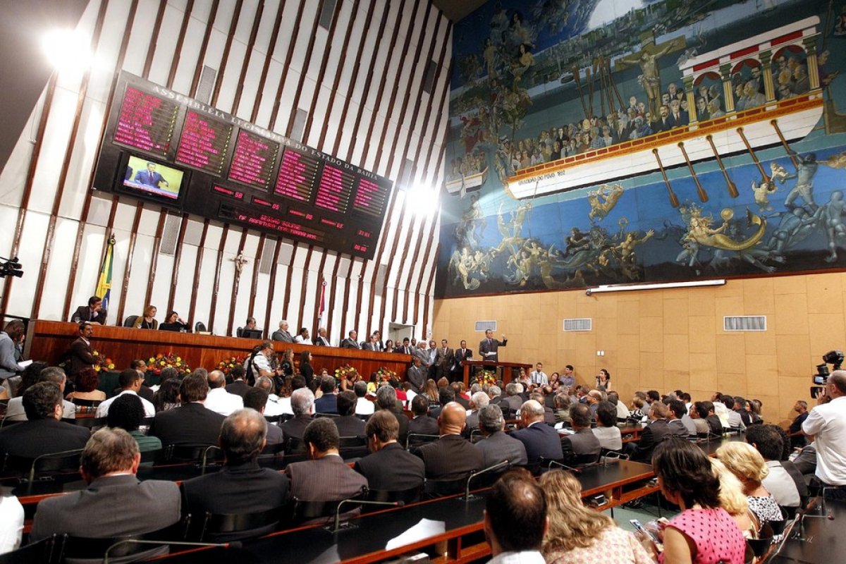 Faltam duas assinaturas para a abertura da CPI dos Respiradores na Bahia 