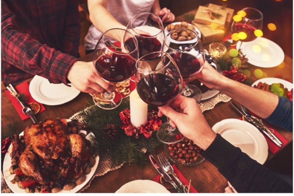 Sommelières ensinam como harmonizar vinhos com pratos típicos da ceia de Natal