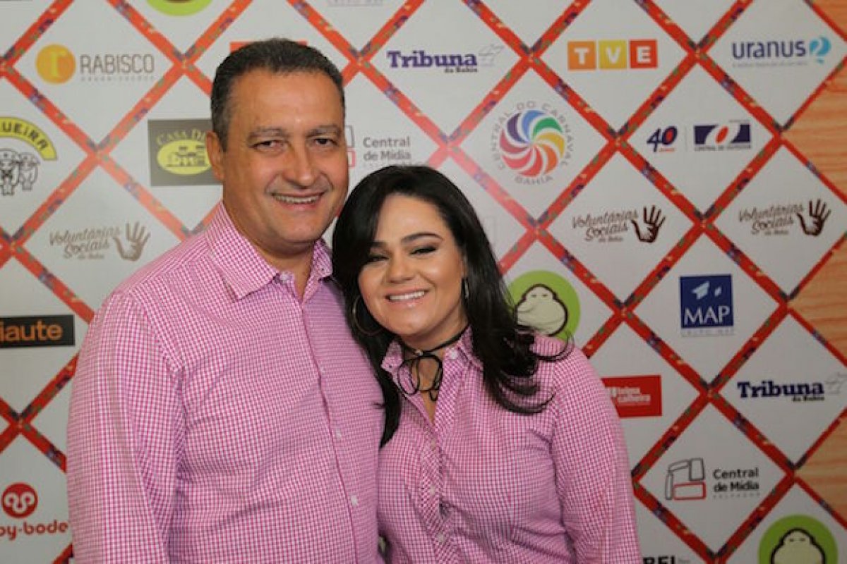 Rui Costa reage após líder do governo na Alba chamar primeira-dama de "deputada"