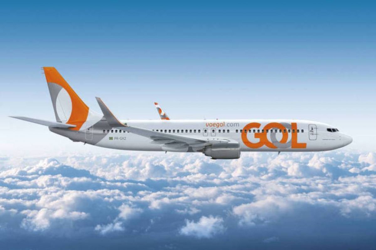 Ministério da Justiça dá 10 dias para Azul e Gol explicarem problemas no SAC