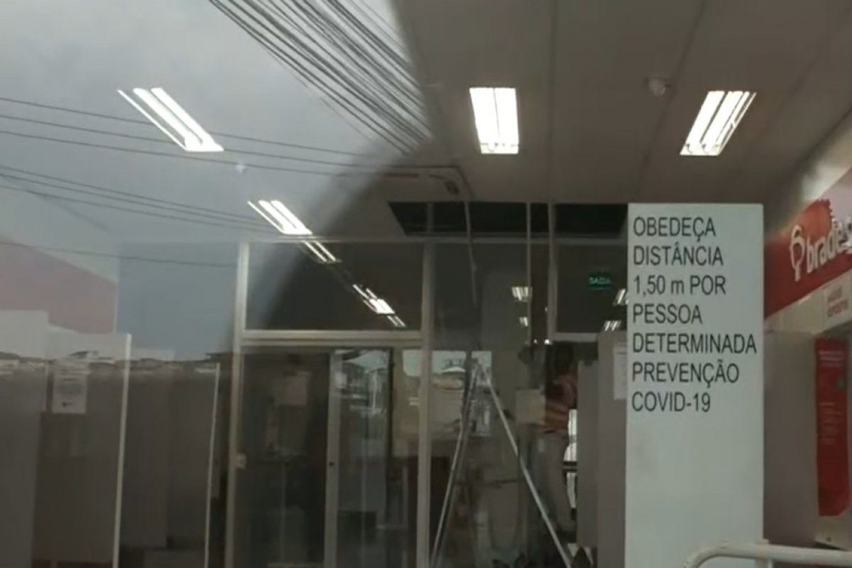 Agência bancária é arrombada pela segunda vez no Largo do Tanque, em Salvador