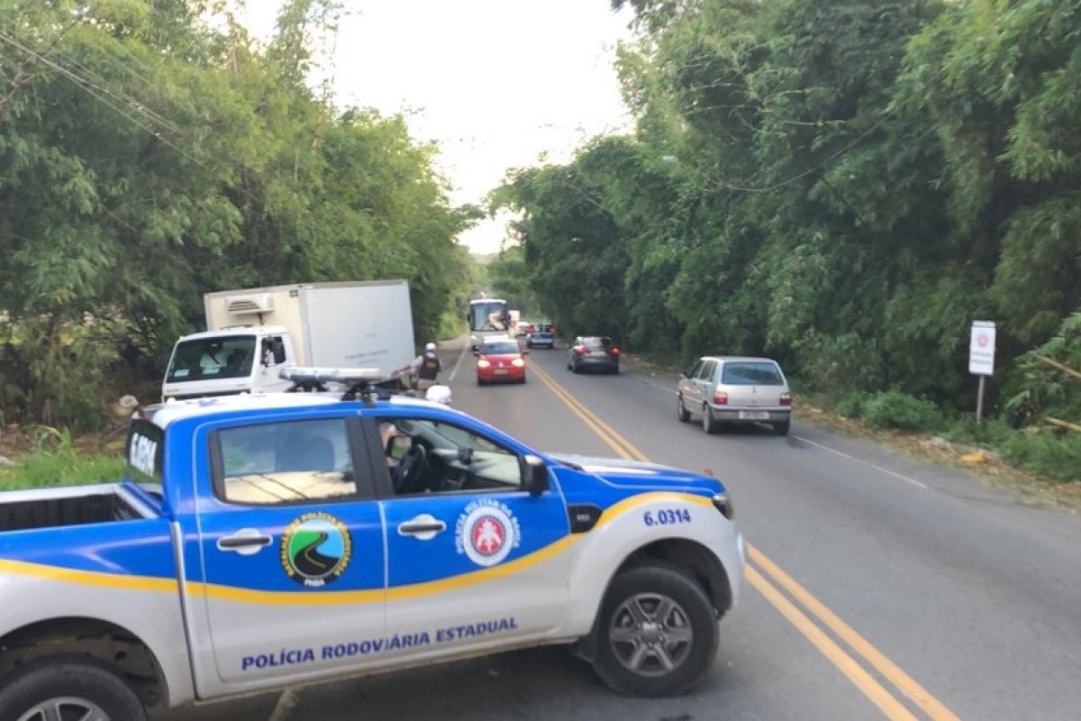 Polícia Rodoviária realiza operação especial para fim de ano nas estradas baianas
