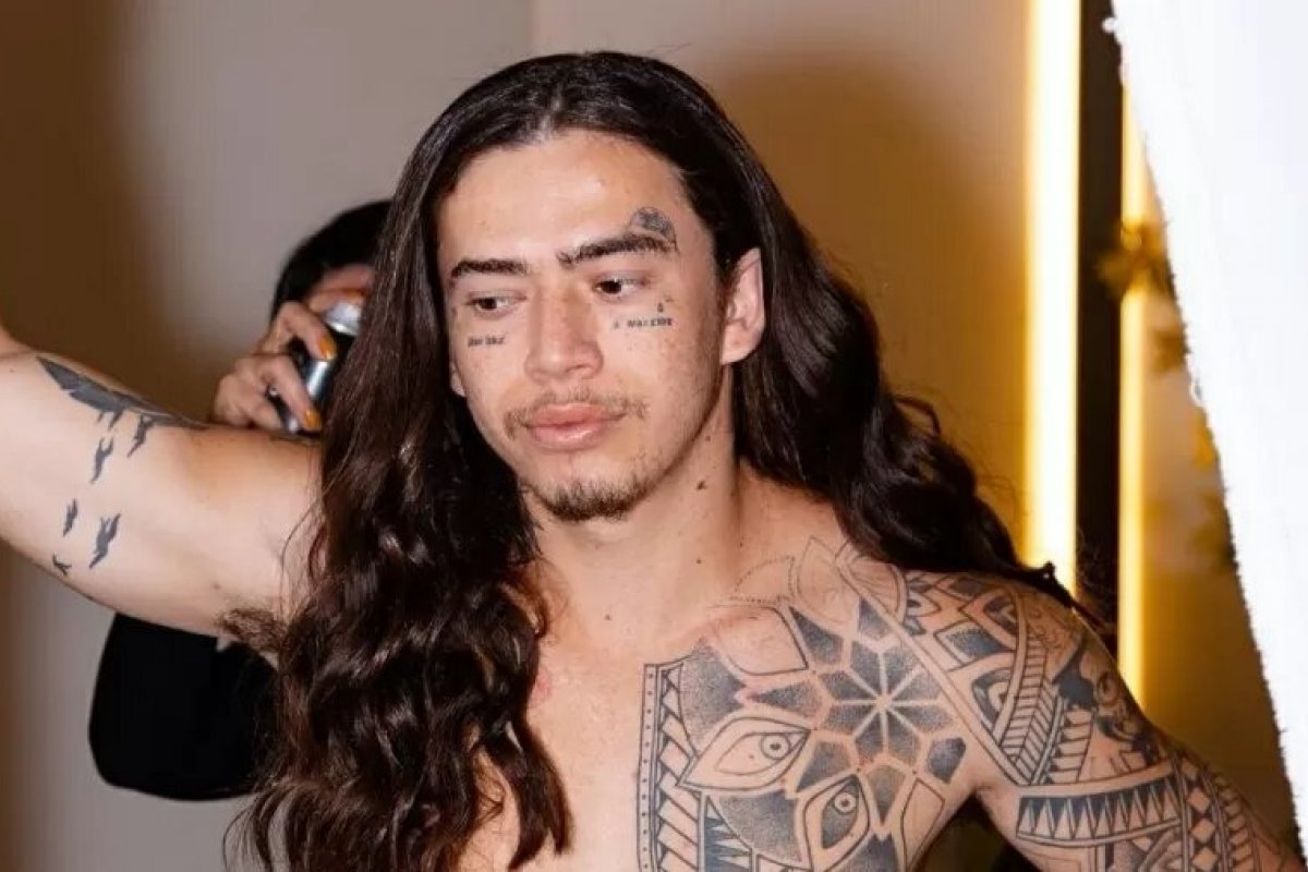 Whindersson anuncia que fará leilão para ajudar vítimas de chuvas na Bahia