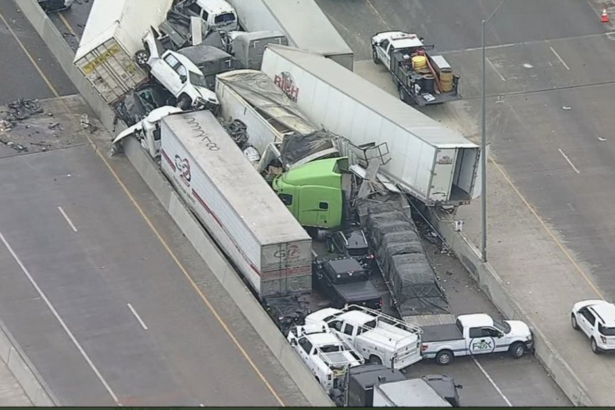 EUA: acidente causa engavetamento com mais de 100 veículos