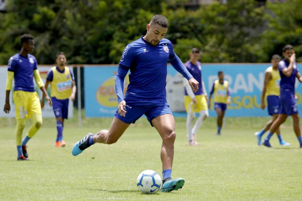 Em duelo de tricolores, Bahia pode voltar ao G-6 caso vença São Paulo na Fonte Nova