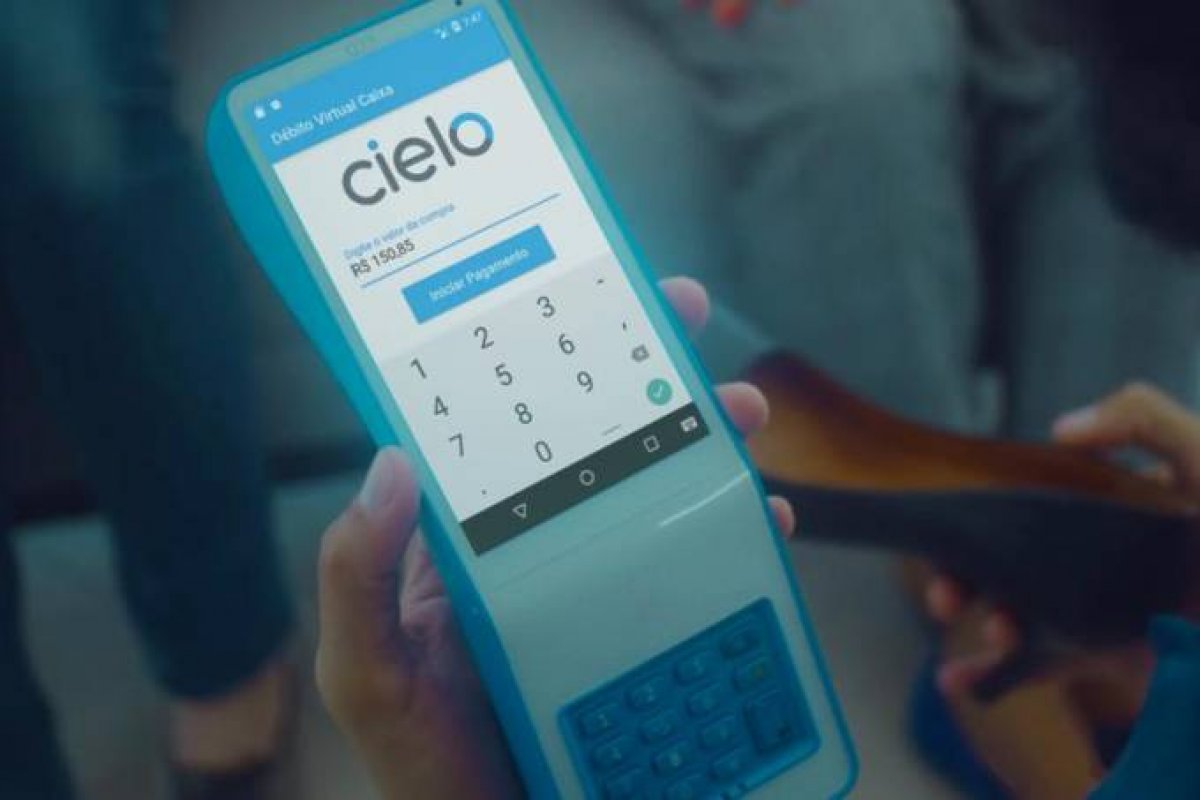 Comércio faturou 11,1% a mais que o Natal de 2020, diz Cielo