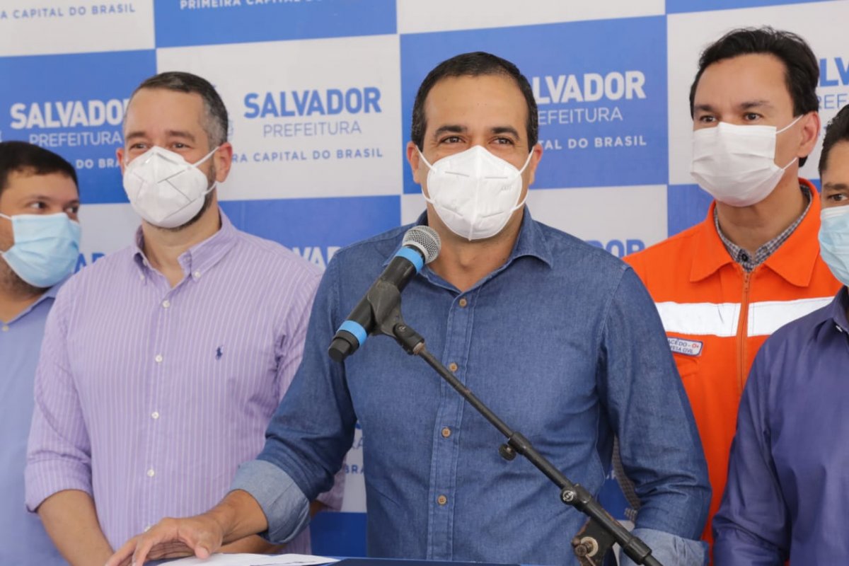 Virada no ano em Salvador será realizada no mesmo formato de 2020, diz Bruno Reis