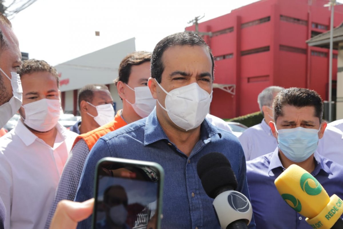 Bruno Reis diz que não há previsão para reajuste da tarifa dos ônibus em Salvador